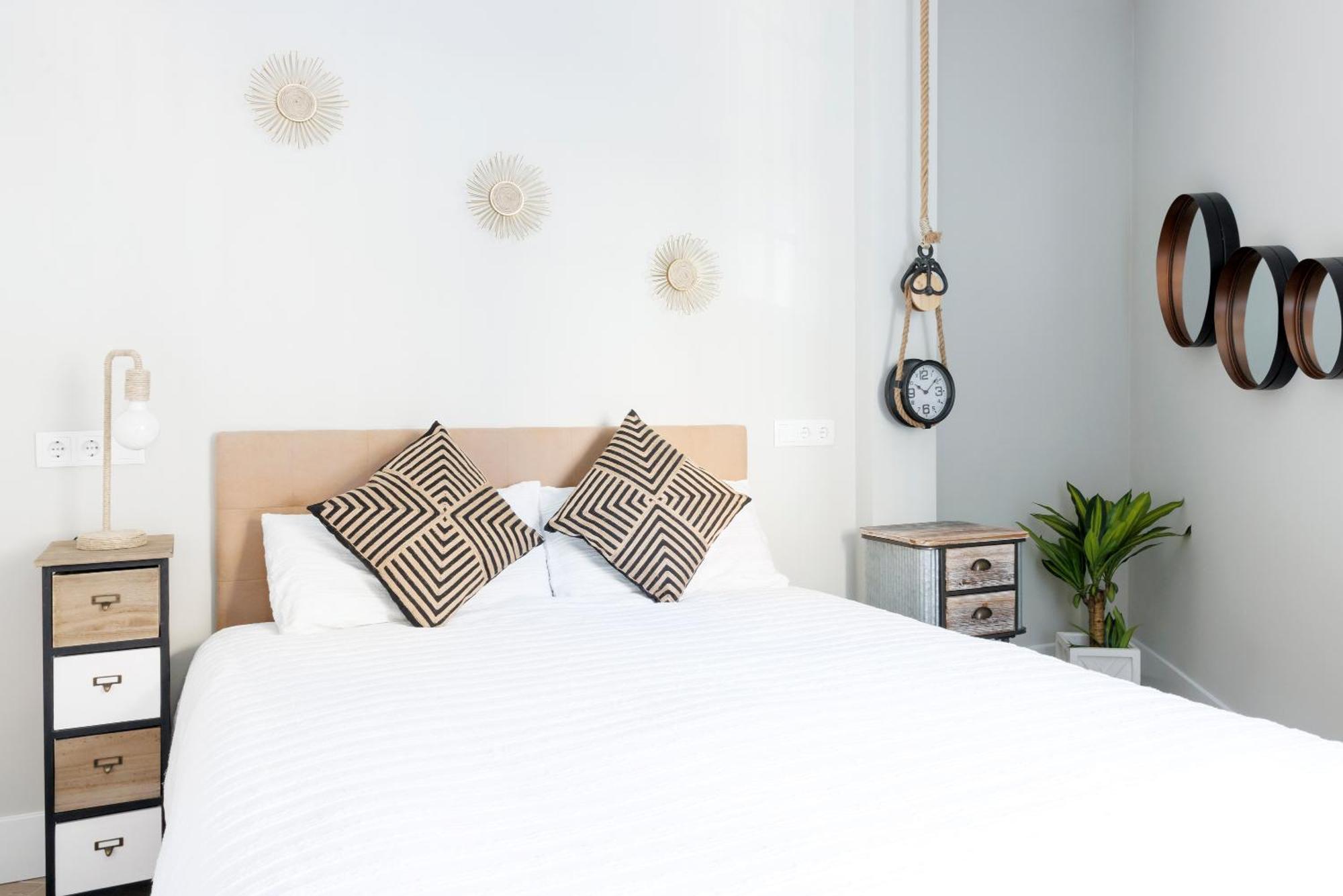 Apartament Apartamento Deluxe El Avion Alcalá de Henares Zewnętrze zdjęcie